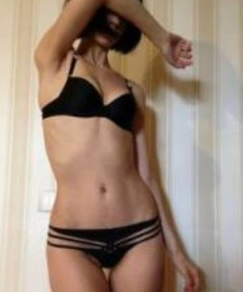 Сексуальная и жгучая красотка ждет в гости состоятельного мужчину для ярких встреч. Позволь мне исполнить все твои фантазии и подарить незабываемые моменты. Ты останешься доволен, обещаю! 8845, 20 лет